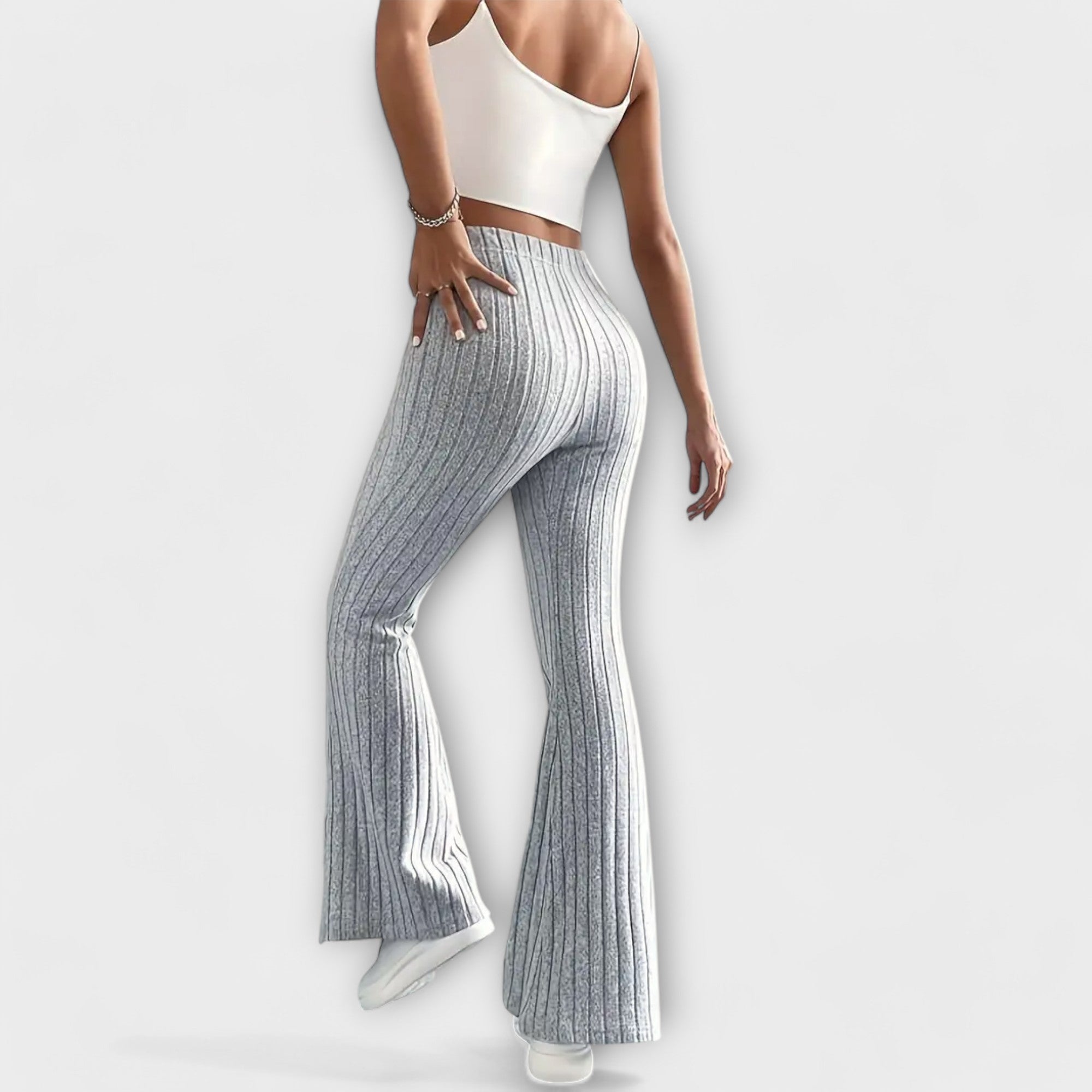 Jennifer – Elegant Flared Trousers