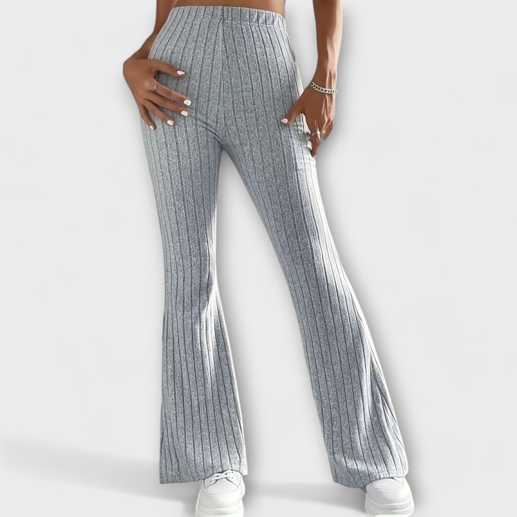 Jennifer – Elegant Flared Trousers