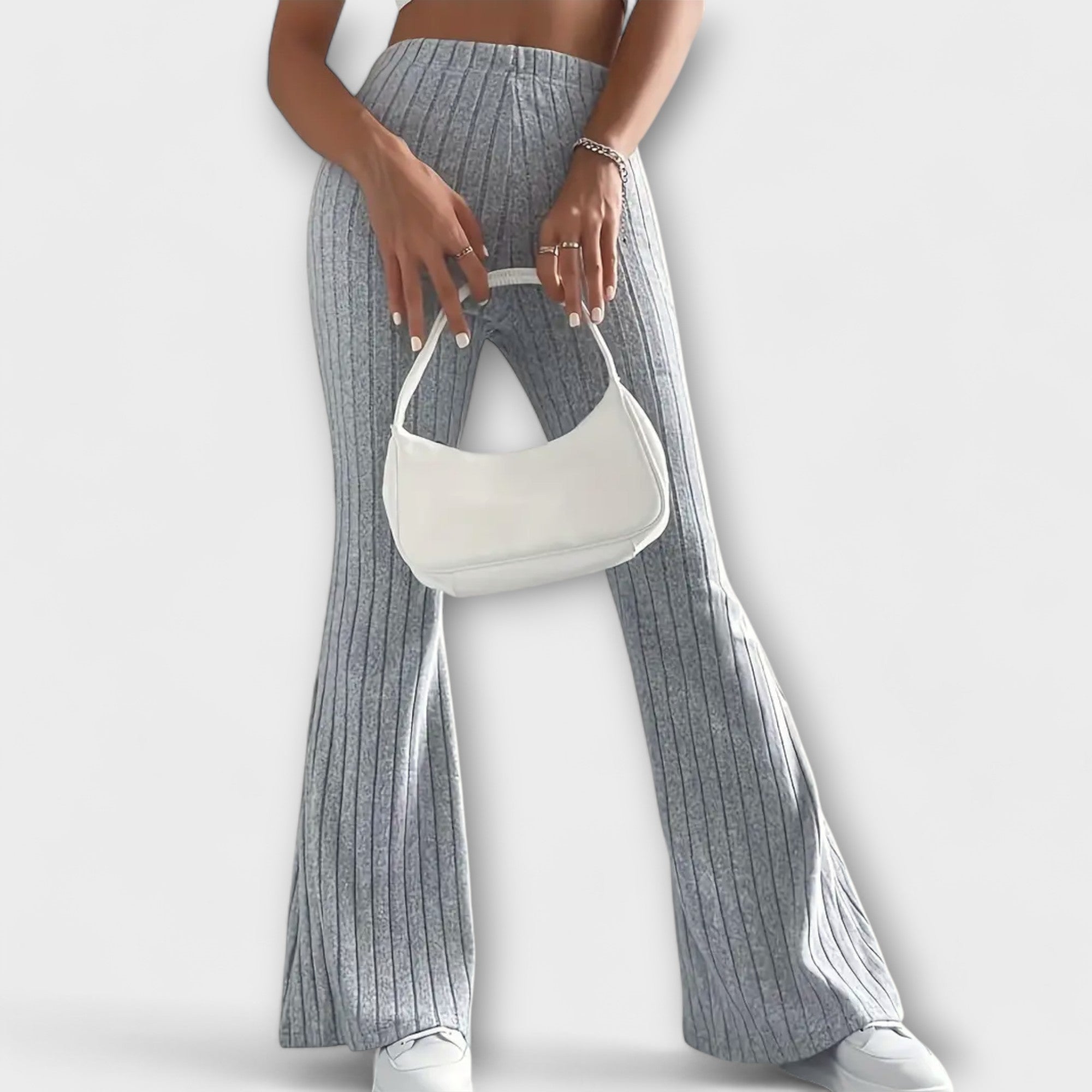 Jennifer – Elegant Flared Trousers